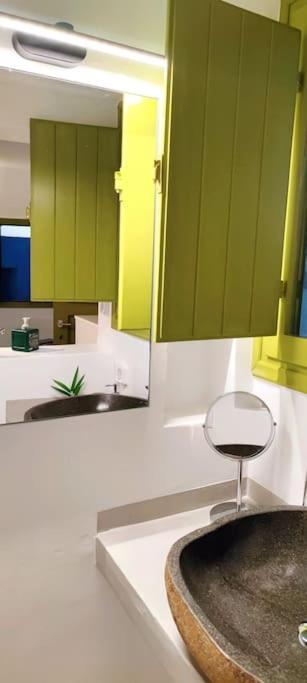 Finikas Cave House Apartment Foinikia  ภายนอก รูปภาพ