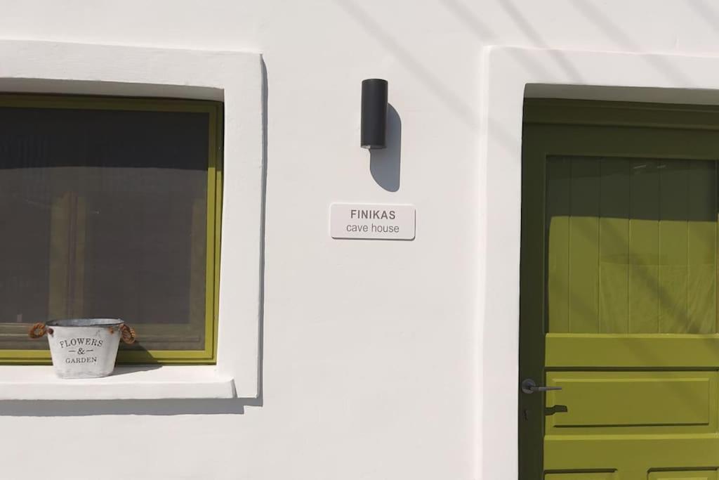 Finikas Cave House Apartment Foinikia  ภายนอก รูปภาพ