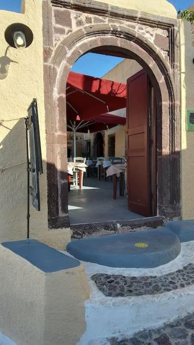 Finikas Cave House Apartment Foinikia  ภายนอก รูปภาพ