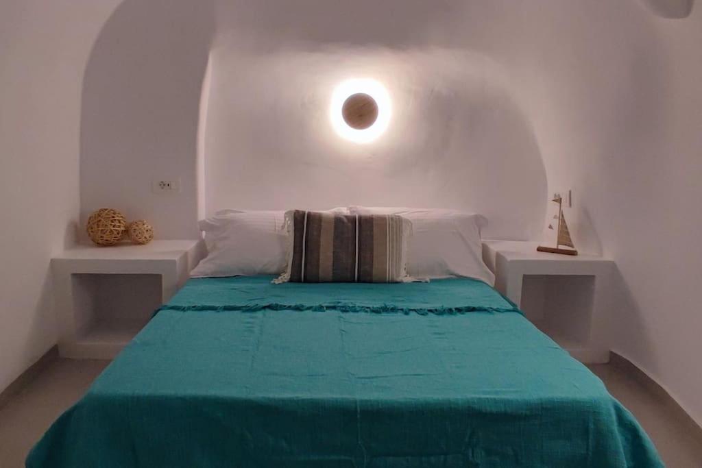 Finikas Cave House Apartment Foinikia  ภายนอก รูปภาพ